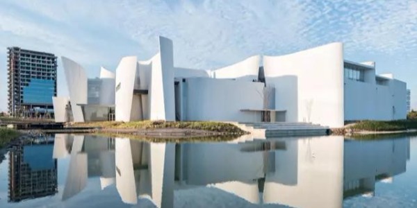 普利茲克建筑大師的浪漫杰作，混凝土竟然也能“此刻盡絲滑”？