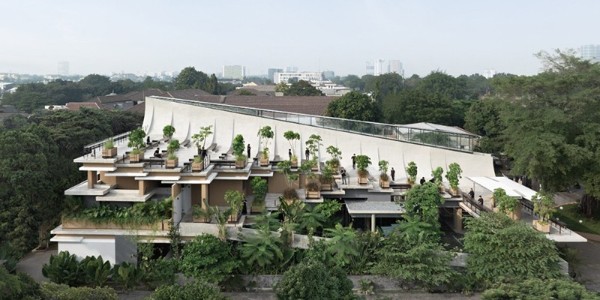 高空之上的味蕾享受，獨(dú)特的餐廳設(shè)計(jì)