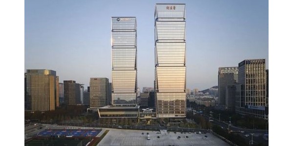 KPF新作：青島上實(shí)中心，造型如“珠寶盒”垂直堆疊